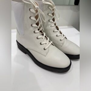 Stuart Weitzman Henley Leather Bootie women’s EU 38.5